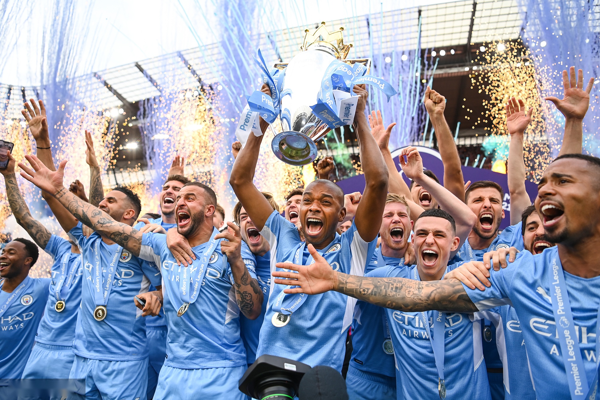 本场诺维奇 本场诺维奇